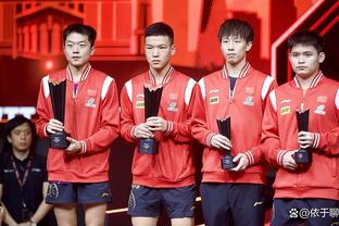 想啥呢？中国男篮大比分取胜 乔帅仍一脸严肃若有所思？